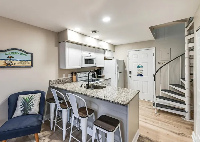 Steps To Pool & Ocean Beach! Water-view Gem * Ocean City